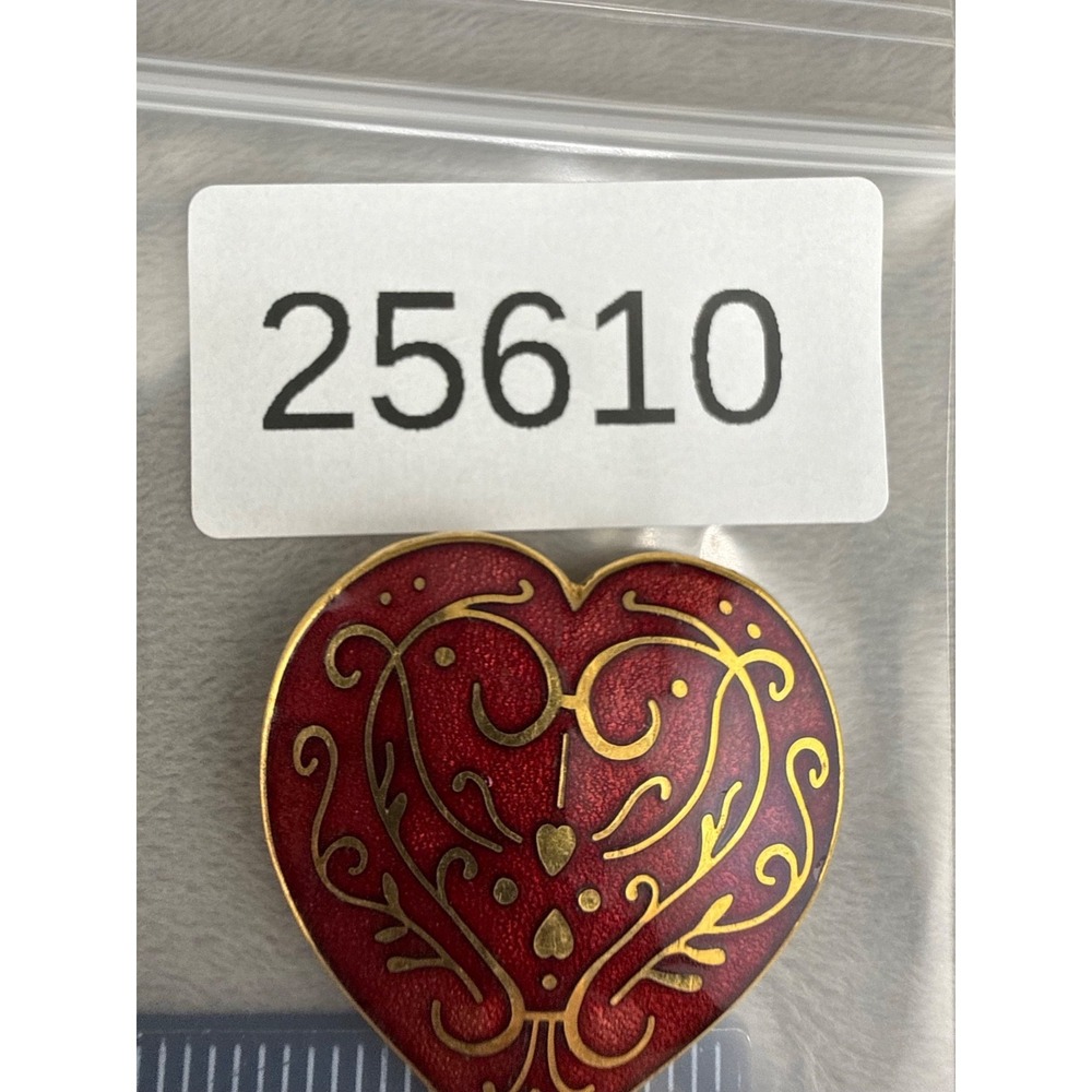 Vintage MMA Brooch Enamel Heart Red - Picture 7 of 8
